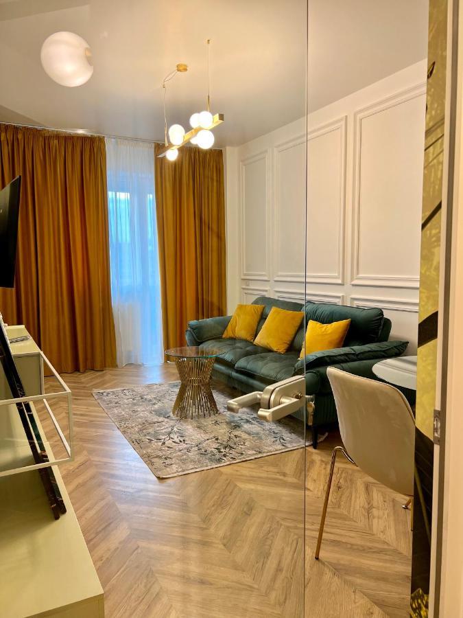 Nivas Apartments-Palace Of Culture ヤシ エクステリア 写真